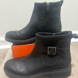 Ugg Harrison moto boot waterproof women's 9